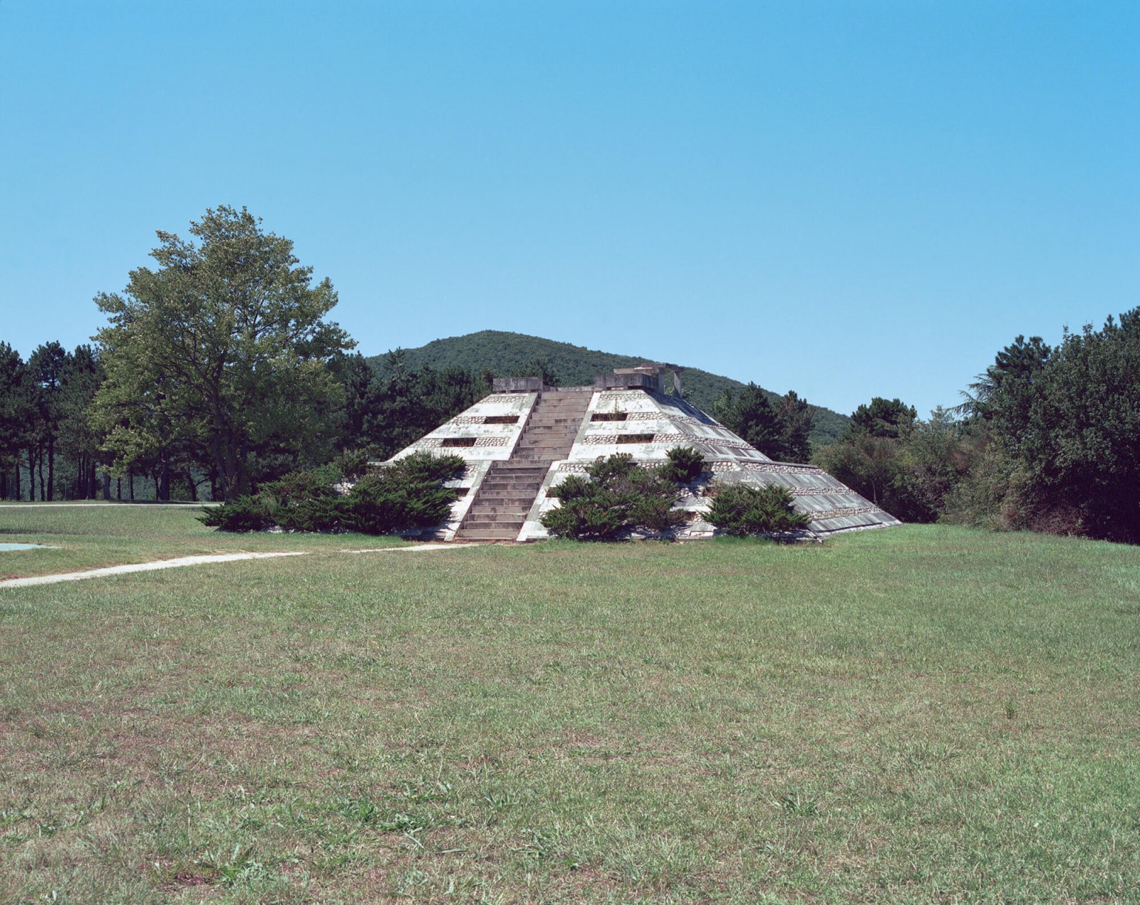 julien-lelievre-aa-road-17